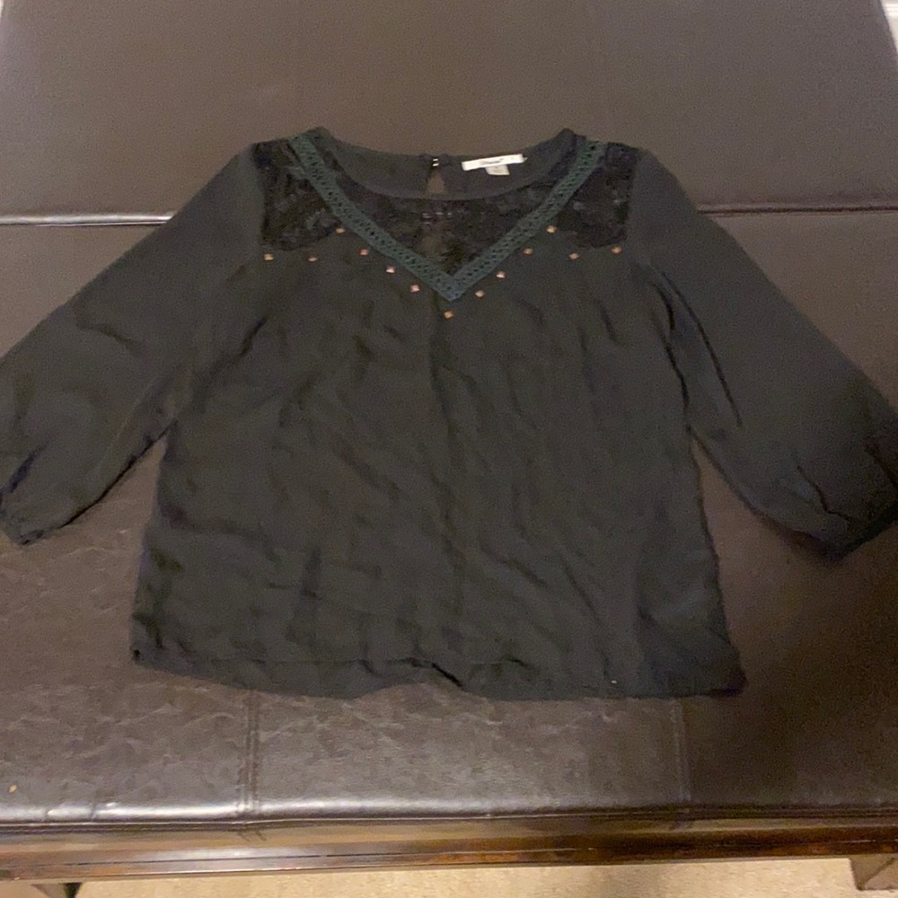 Woman’s chiffon material lace detail top